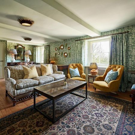 Townhouse Suites- Abbey Row Malmesbury Bagian luar foto