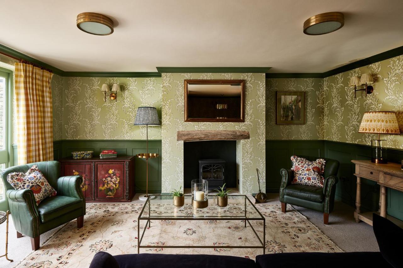 Townhouse Suites- Abbey Row Malmesbury Bagian luar foto