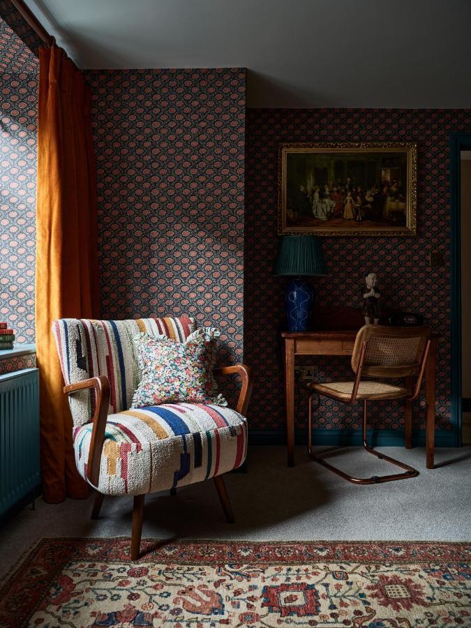 Townhouse Suites- Abbey Row Malmesbury Bagian luar foto