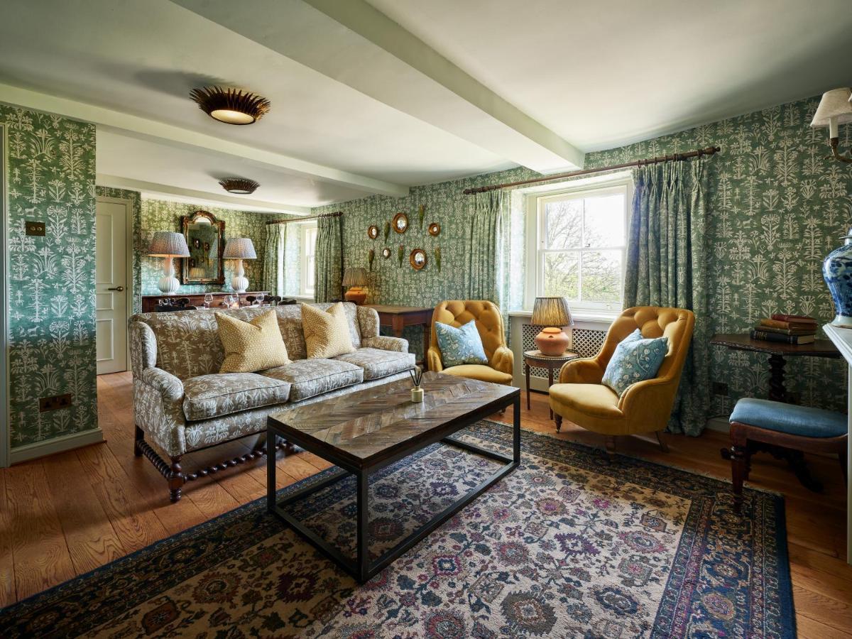 Townhouse Suites- Abbey Row Malmesbury Bagian luar foto