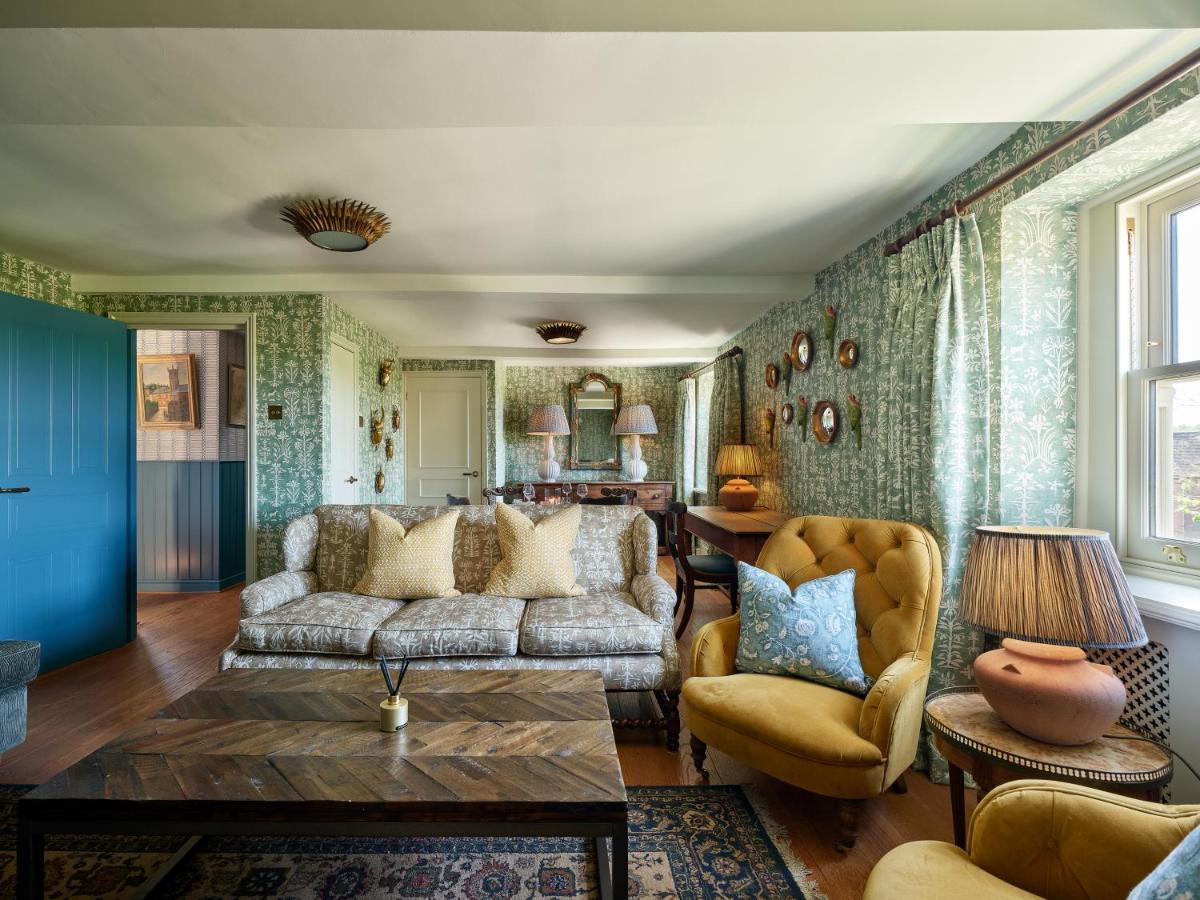 Townhouse Suites- Abbey Row Malmesbury Bagian luar foto
