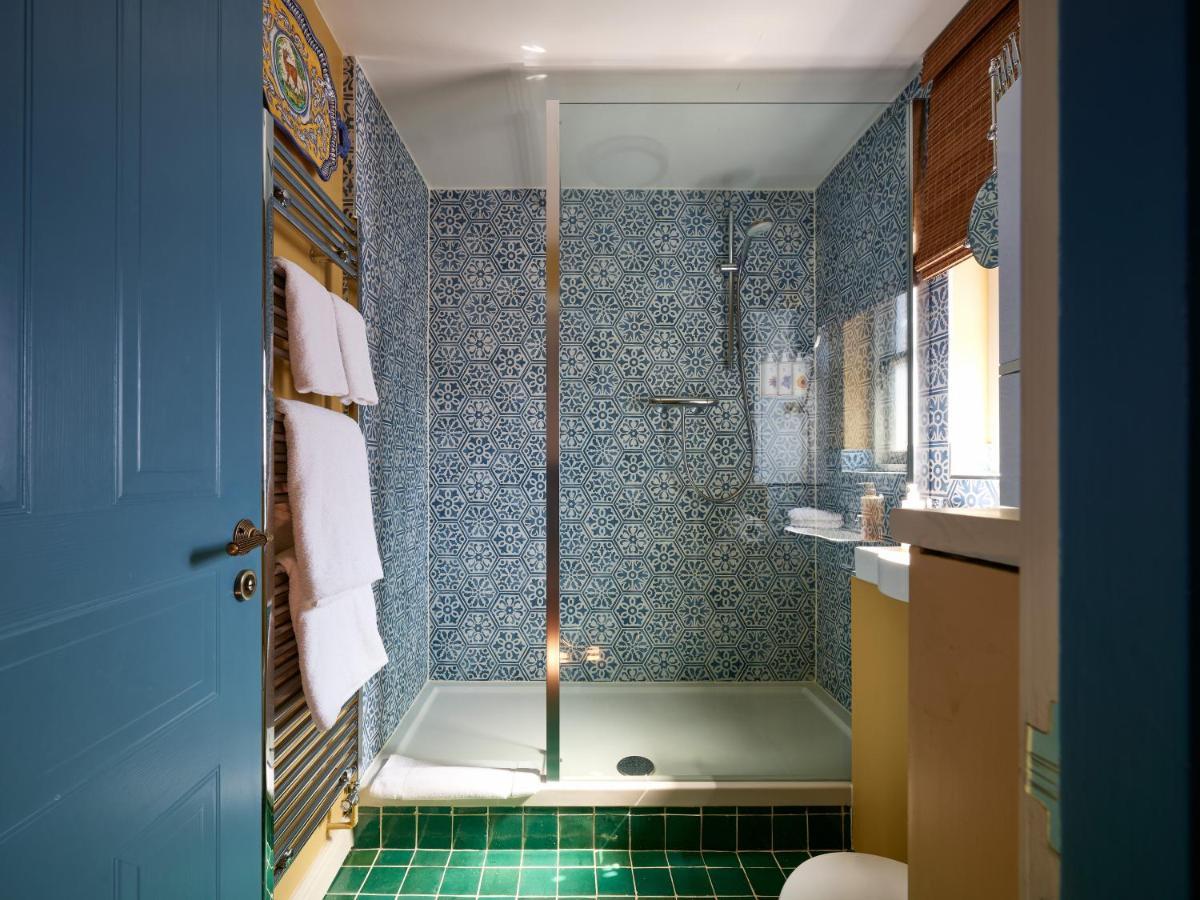 Townhouse Suites- Abbey Row Malmesbury Bagian luar foto