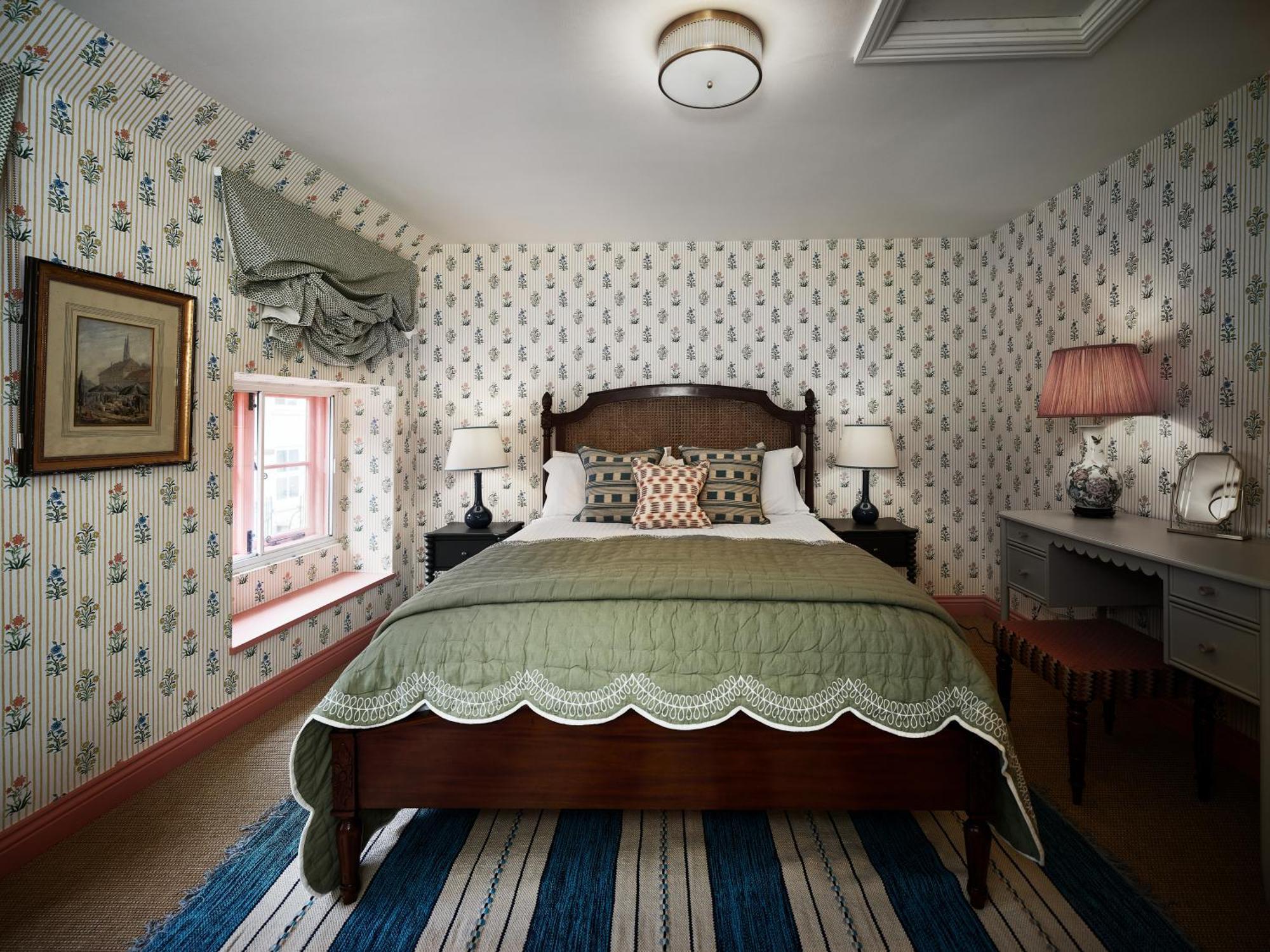 Townhouse Suites- Abbey Row Malmesbury Bagian luar foto