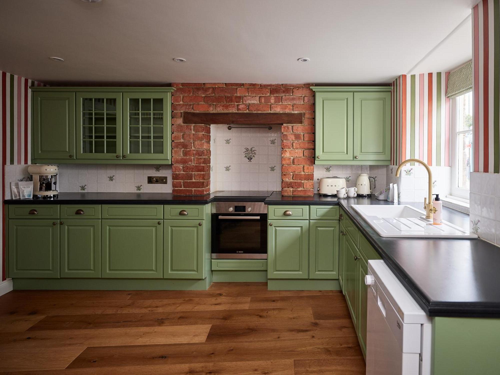Townhouse Suites- Abbey Row Malmesbury Bagian luar foto