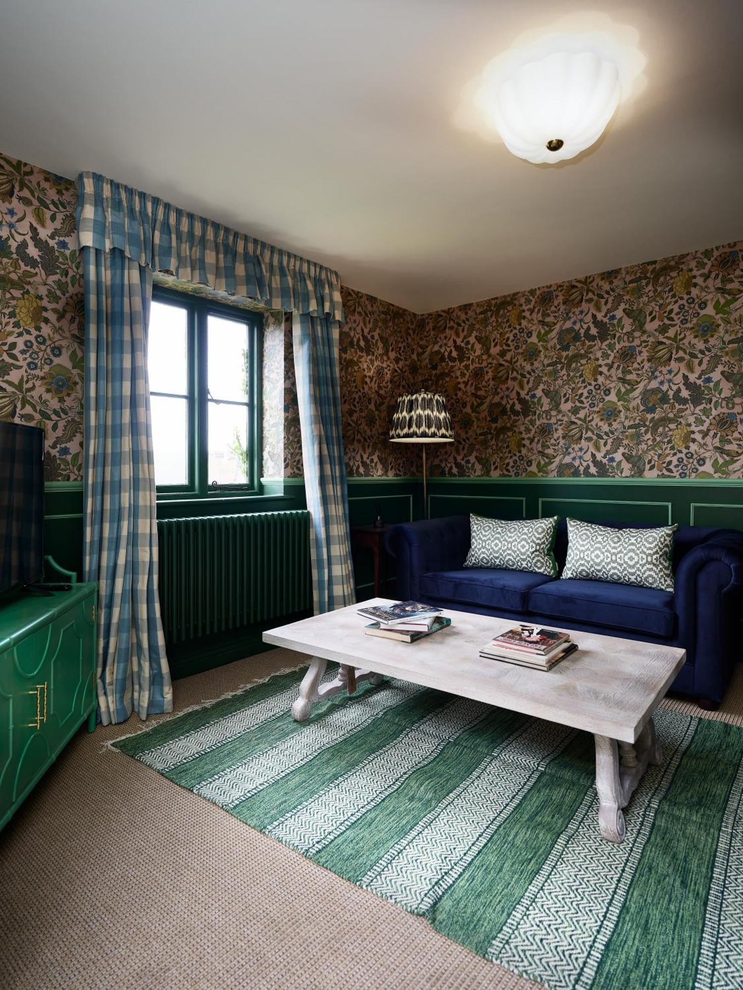 Townhouse Suites- Abbey Row Malmesbury Bagian luar foto