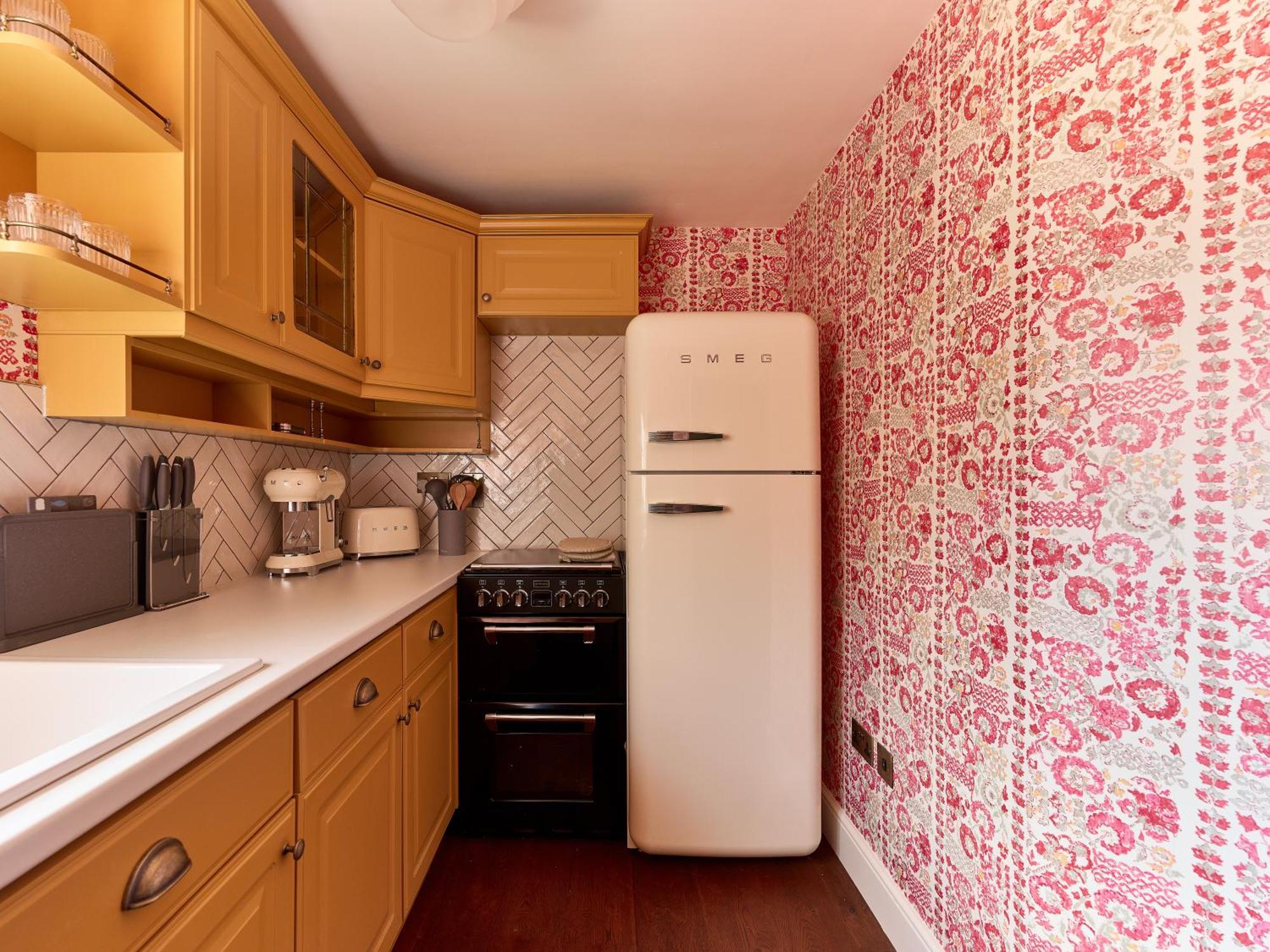 Townhouse Suites- Abbey Row Malmesbury Ruang foto