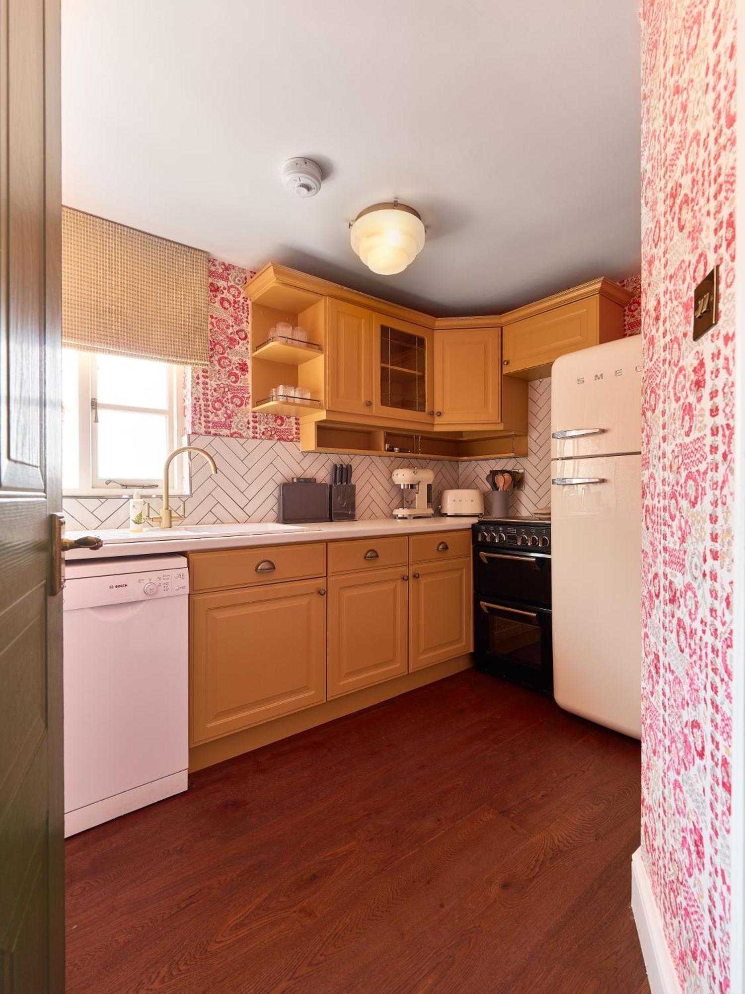 Townhouse Suites- Abbey Row Malmesbury Ruang foto